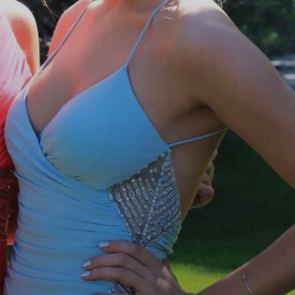 Mignon Ruched V Neck Evening Prom Gown Baby Blue Beaded - Picture 3 of 6